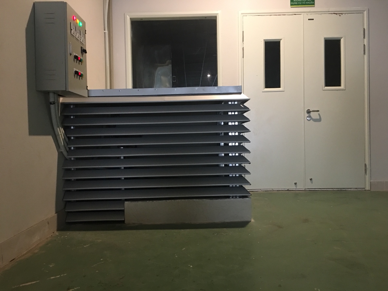 lam chắn nắng 85C