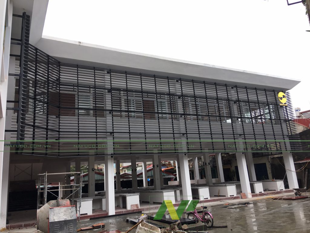 lam chắn nắng hình thoi