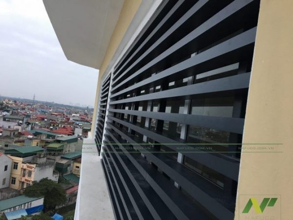 lam chắn nắng hình hộp