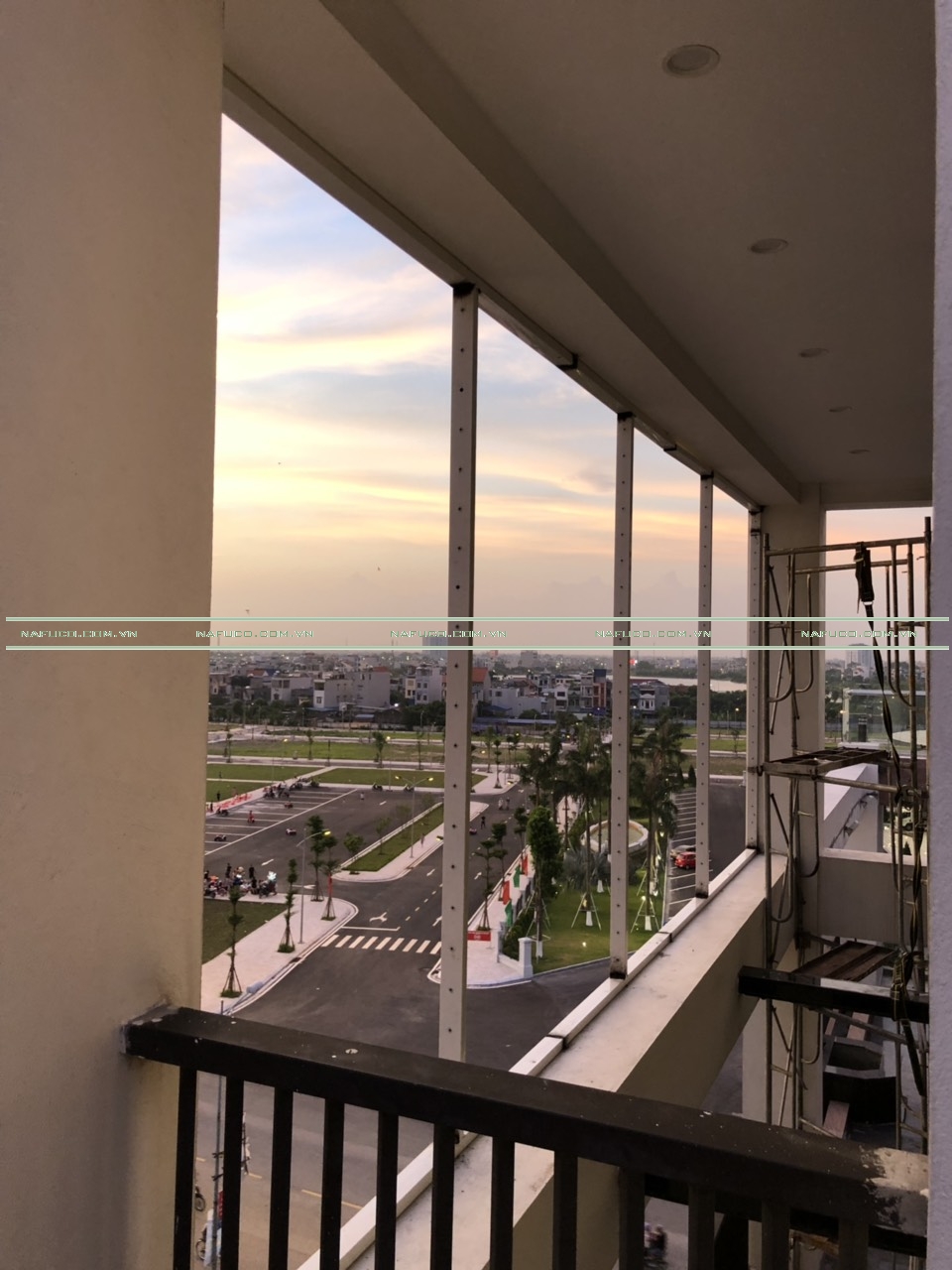 khung lam chuyển động