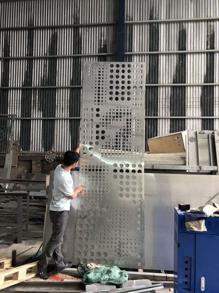 Tấm nhôm CNC đột lỗ