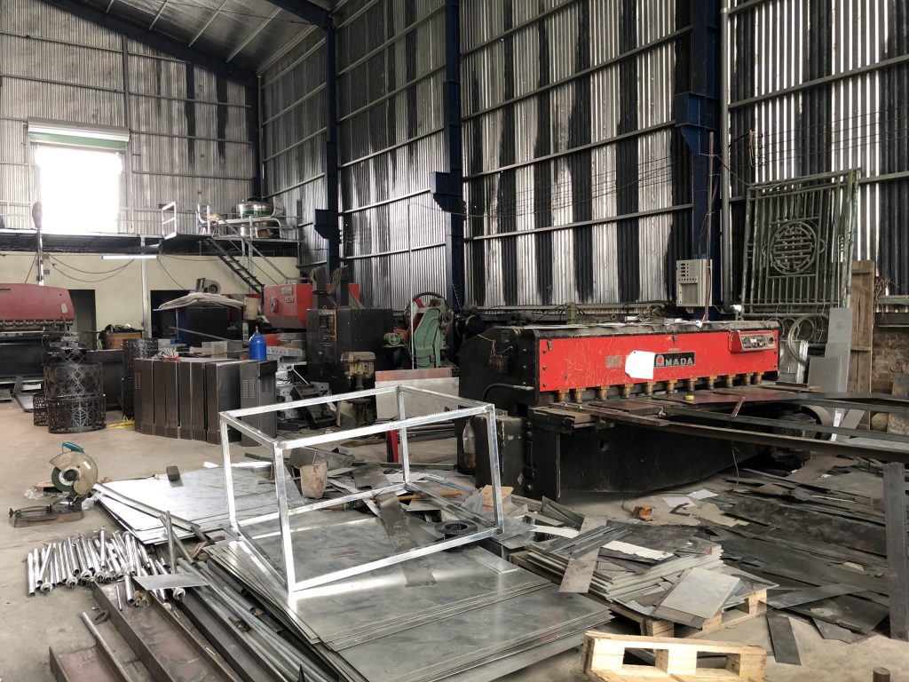 máy gia công tấm nhôm CNC