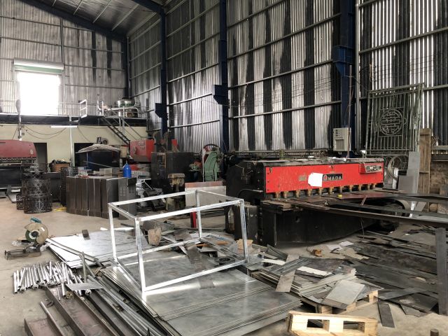 KHỐI NHÀ XƯỞNG KIM KHÍ GẤP RÚT ĐỂ HOÀN THÀNH CÁC TIÊU CHUẨN. ĐỊNH  HƯỚNG PHÁT TRIỂN LÂU DÀI