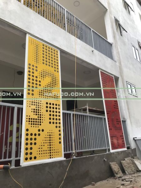 Thi công lam chắn nắng CNC