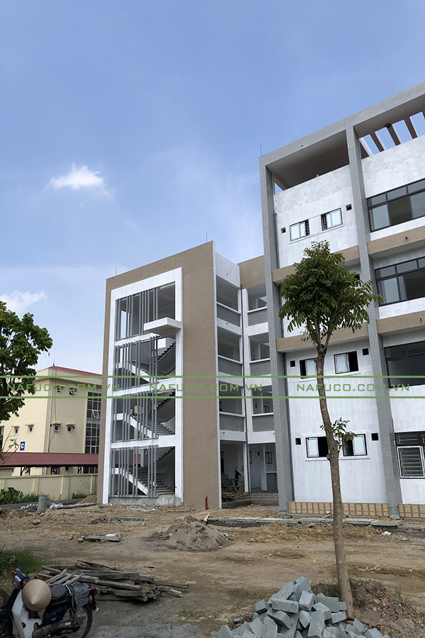 dự án lam chắn nắng 85C